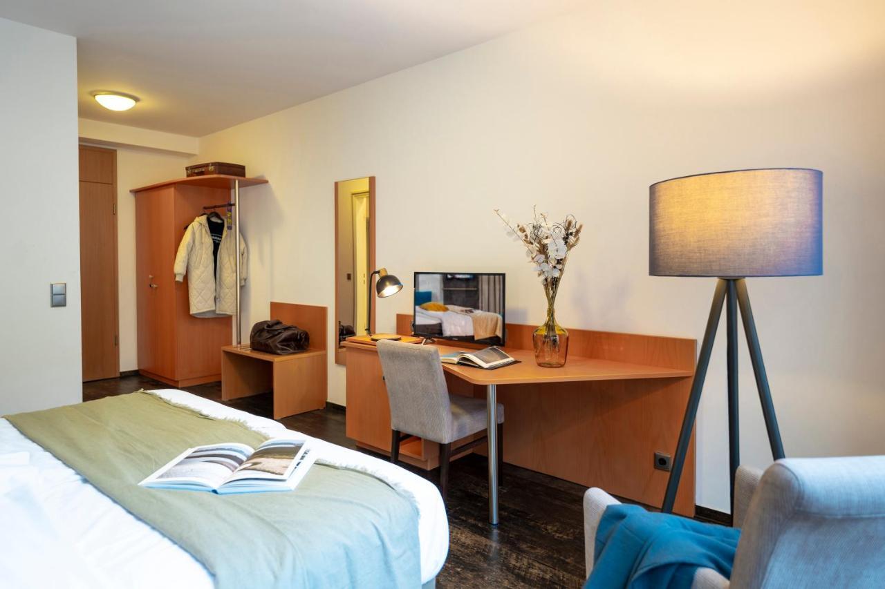 Koncept Hotel Benedikt Siegburg Luaran gambar