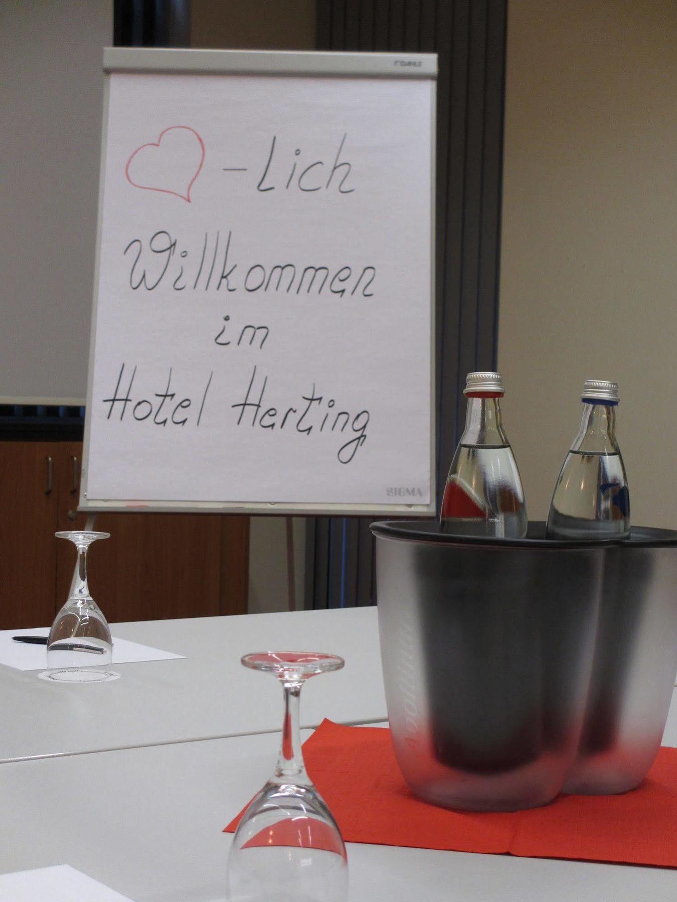Koncept Hotel Benedikt Siegburg Luaran gambar